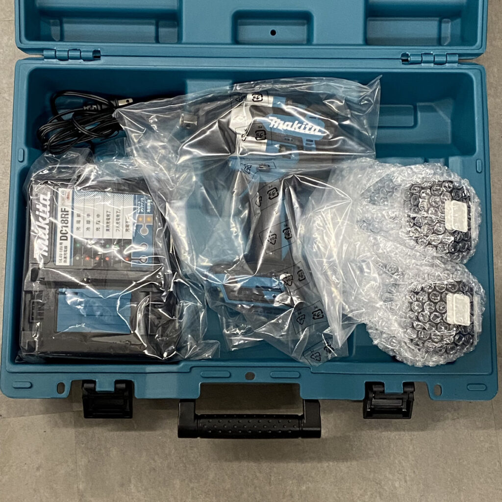充電式インパクトレンチ TW700DRGX