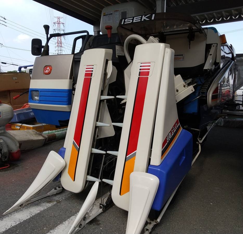 イセキ コンバイン HV218