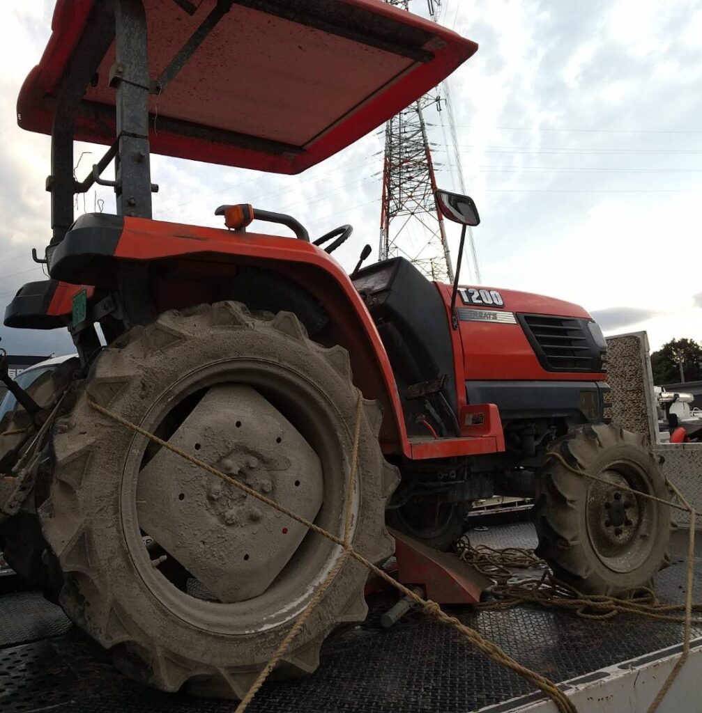 クボタ トラクター T200